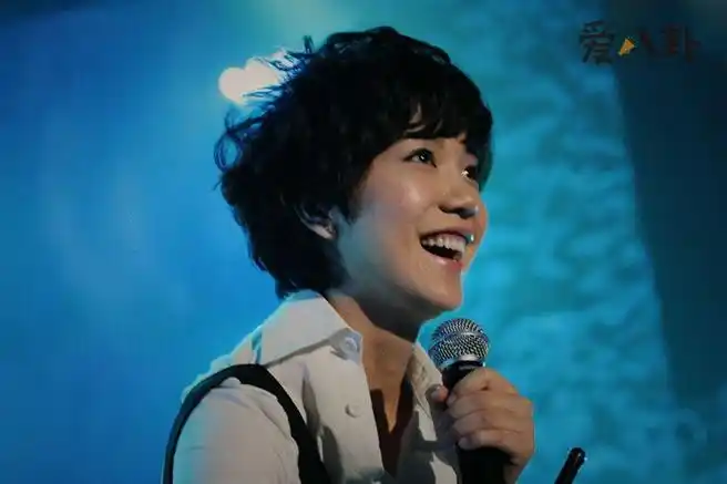 探究李霄云的低调:为何她不再红火,以及她现在是否还在继续唱歌