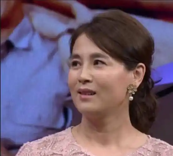 回顾赵飞燕赵明明没出月子就被离婚丈夫的无情让我永不再婚