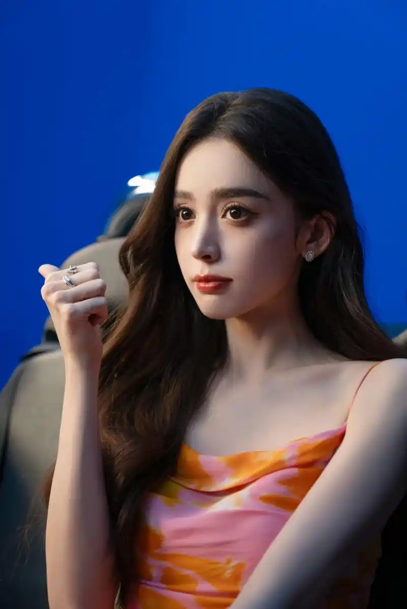 古力娜扎最新行程图