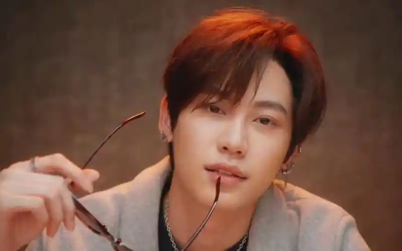 【boun】201124文总也拍mv啦,有被帅到～_哔哩哔哩 (゜-゜)つロ 干杯