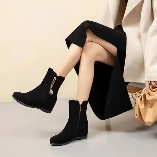 品点(pandell)女士中筒靴91911 品点(pandell)秋冬新款中筒靴平底内增