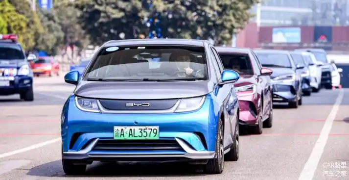 比亚迪海洋网6款荣耀版车型上市,增配降价_车家号_发现车生活_汽车之