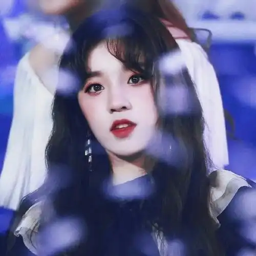 004.美女宋雨琦_头像