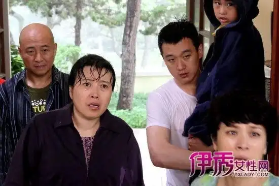 娱乐 电视 内地剧 / 正文 杜源在剧终饰演佟大为的老丈人,两人十年前