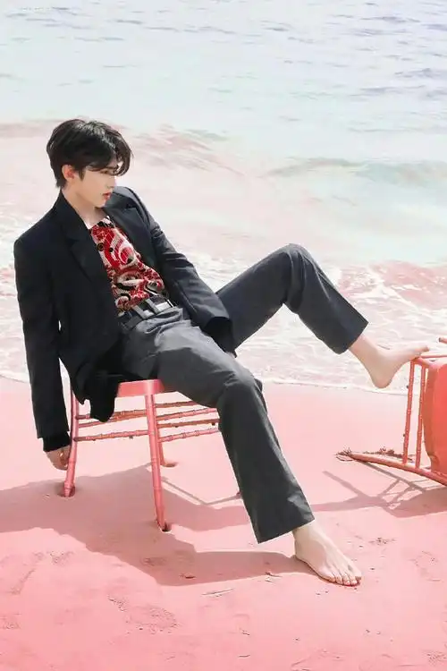 好漂亮,还有大白脚丫丫99#蔡徐坤