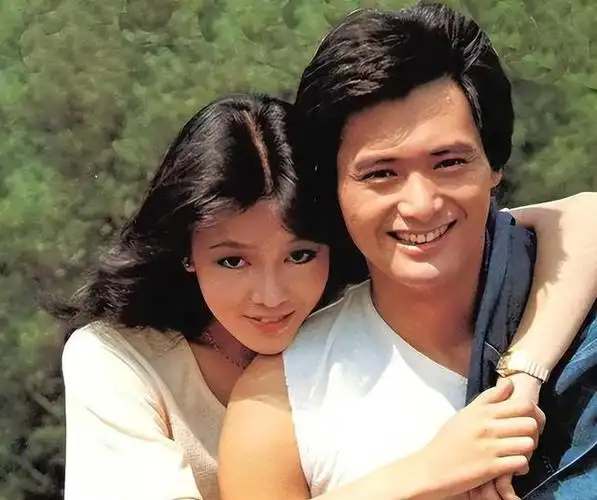 影后郑裕玲:分手时把对方赶出豪宅,如今的她,证实周润发没说错