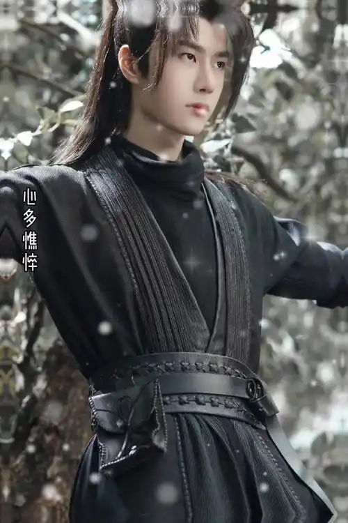 看王一博古装打戏太难以让人冷静了!