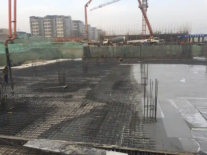 b区1#楼南侧地下车库基础筏板浇筑