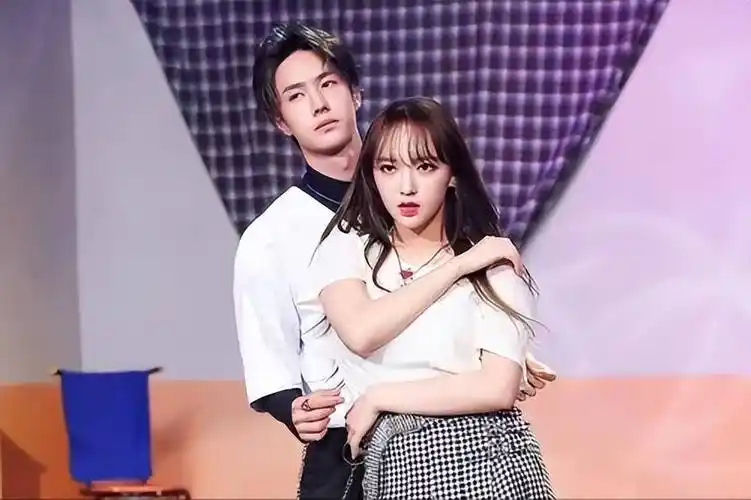 赵丽颖王一博恋爱实锤?更多细节被扒,5大巧合粉丝都觉"离谱"