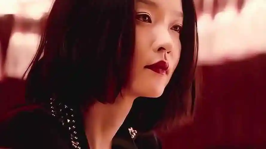 《摆渡人》杜鹃不愧是世界名模,气质太好了,演技也不错