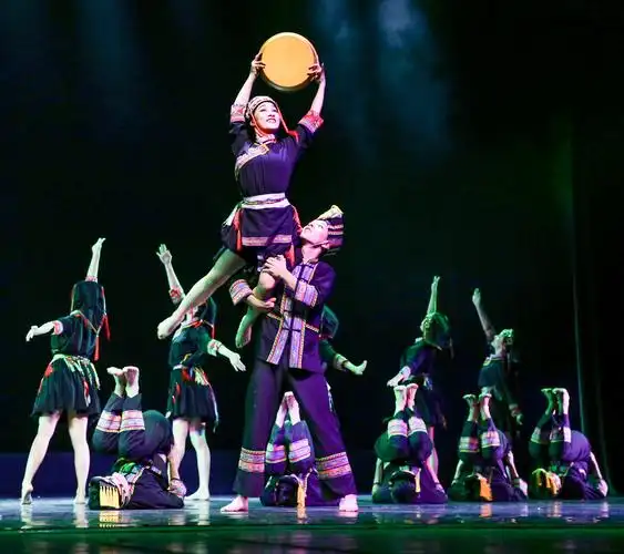 第十届广西音乐舞蹈比赛在邕举行 - 政务动态 - 广西河池文化广电体育