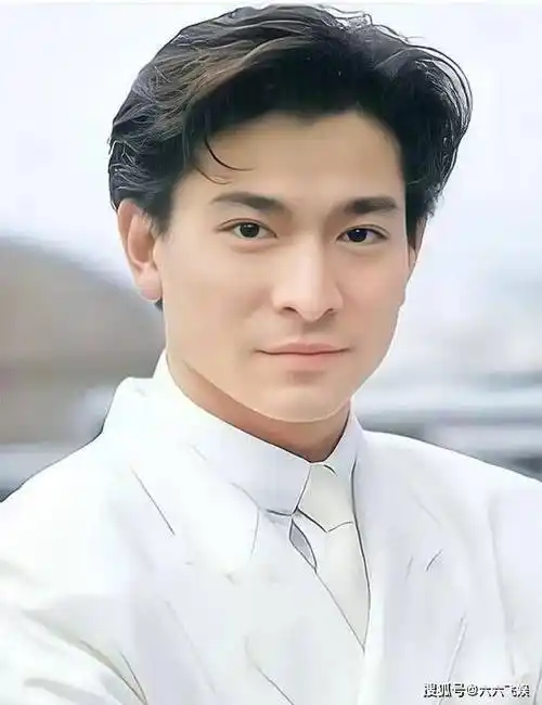 刘德华为演唱会道歉!坦言偶像烦恼,自曝现在只剩下帅了