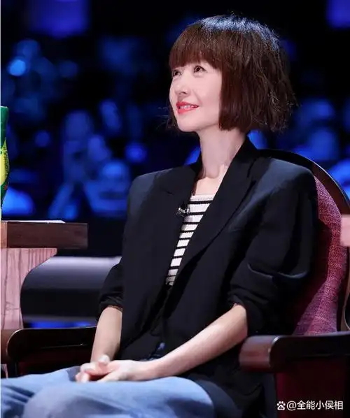 "访谈一姐"鲁豫:一嫁美国,二嫁初恋离婚后,跟小19岁男友恋爱