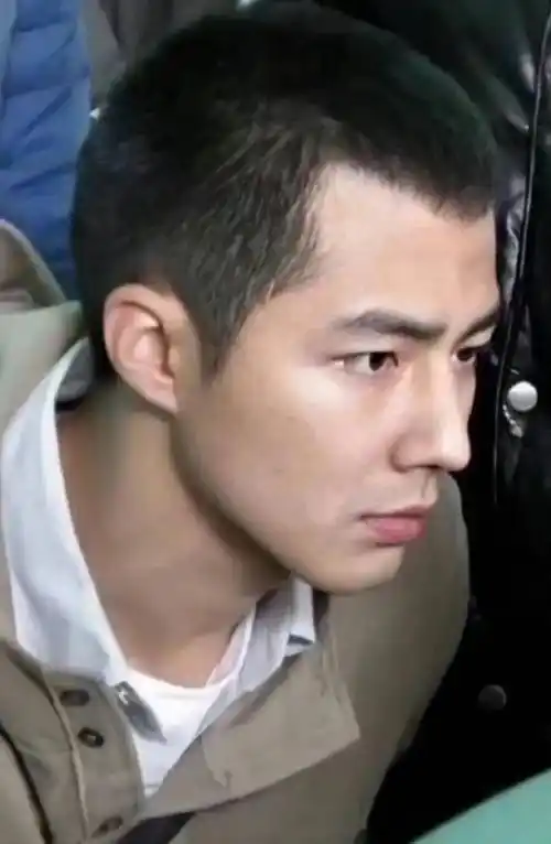 赵寅成出道和现在,寸头好帅!_电视剧_哥哥_魅力
