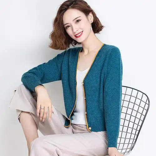 针织开衫女士短款披肩小款外搭春秋秋装2022年毛针织衫