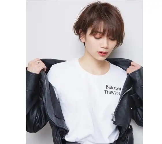 清爽碎短发