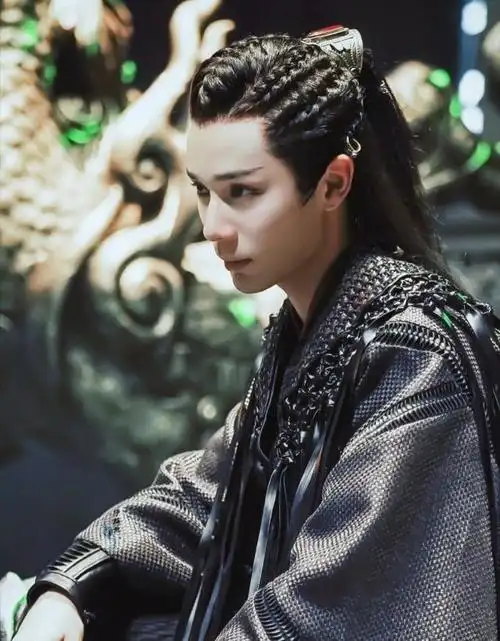 他和赵敬真的被埋在雪山之下了吗?