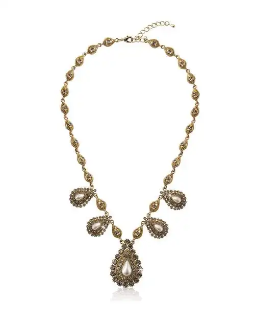 宫廷舞曲奢华珍珠项链