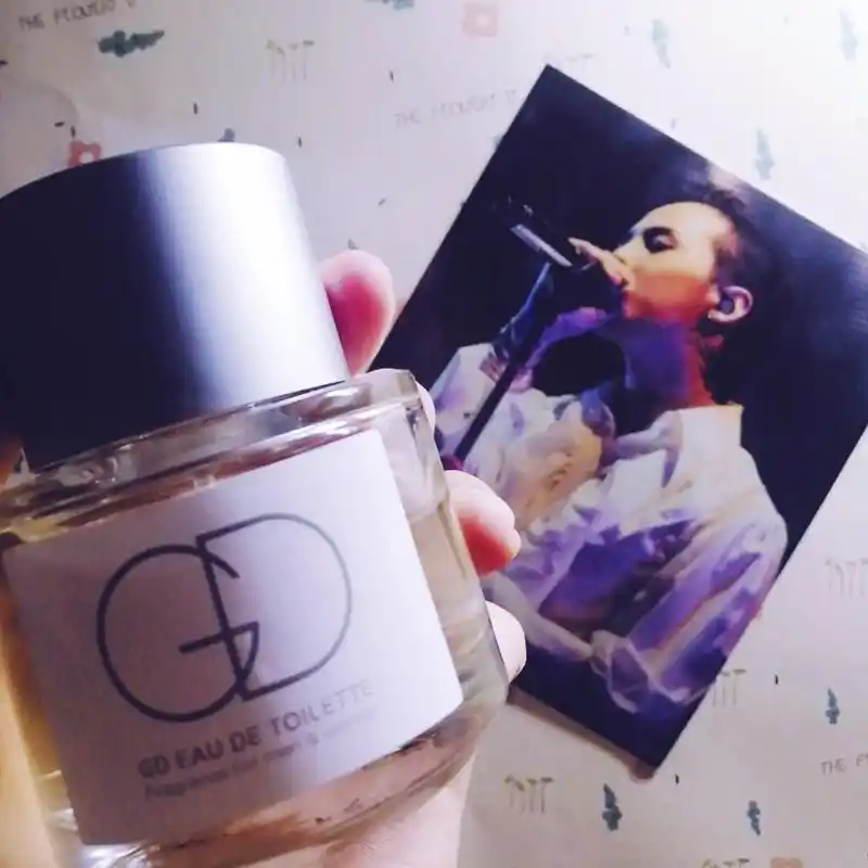 权志龙同名香水