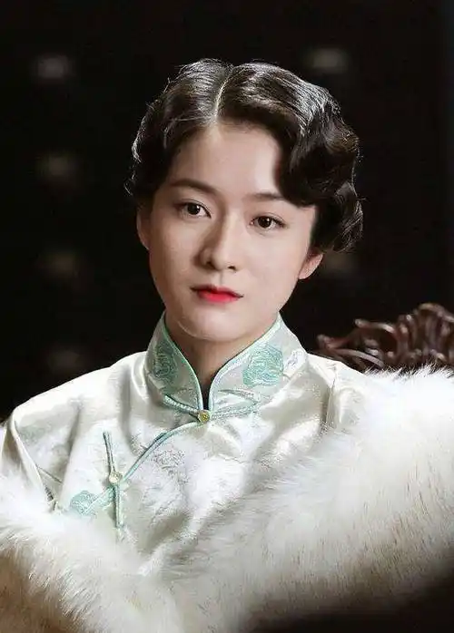 20位女星旗袍大pk,每一位都各有千秋,最后一位太惊艳_感觉_显得_小林