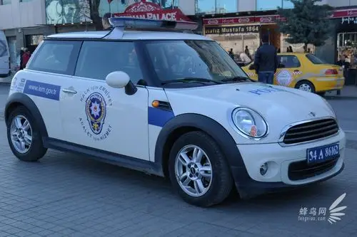 cooper警车,看着很可爱-揭秘地中海畔神秘国度 nx300畅游土耳其套图