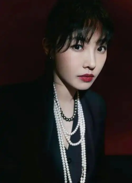 珍珠变年度王炸单品女明星都要抢着戴