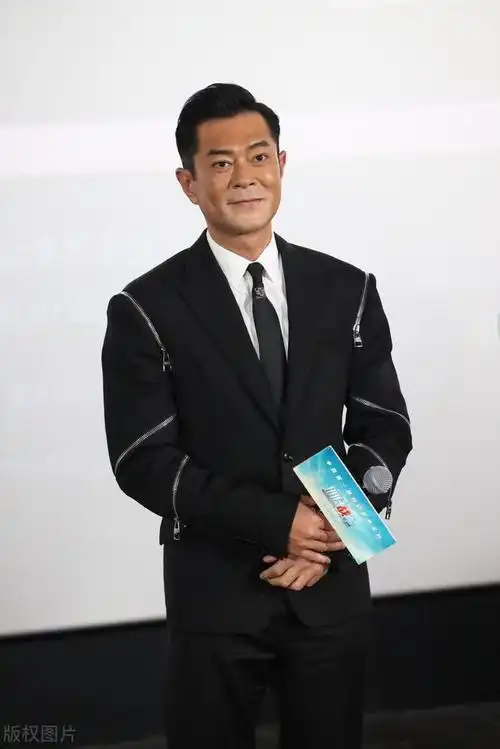 票房惨淡,被急哭的古天乐获影迷辛酸,票房逆转上升|张国荣|余文乐