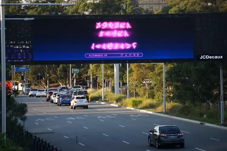 怎么评价coldplay的新歌higherpower