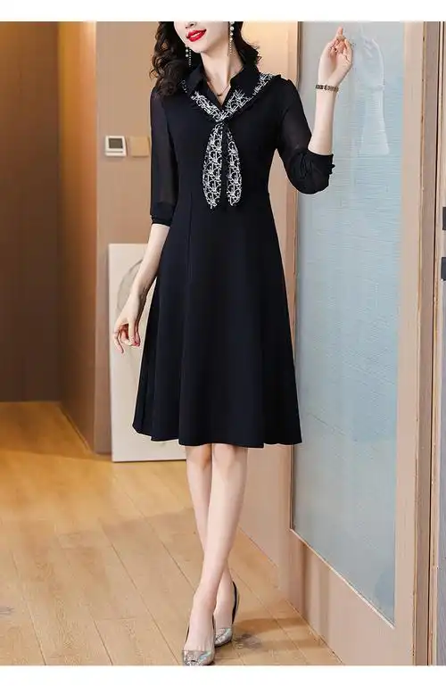 妈妈装春装长袖连衣裙女新款中年春秋时尚洋气长裙显瘦遮肚打底