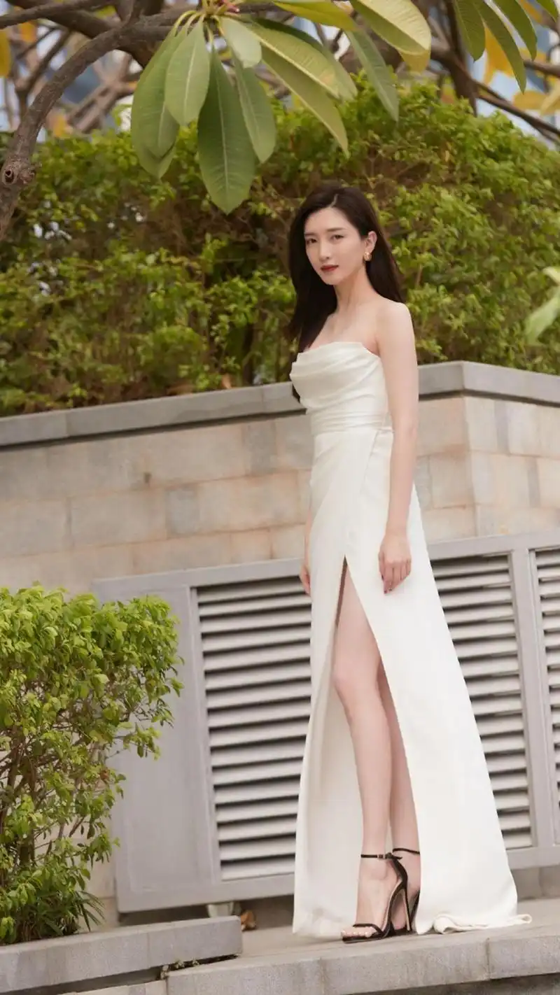 江疏影性感时尚个人魅力户外写真