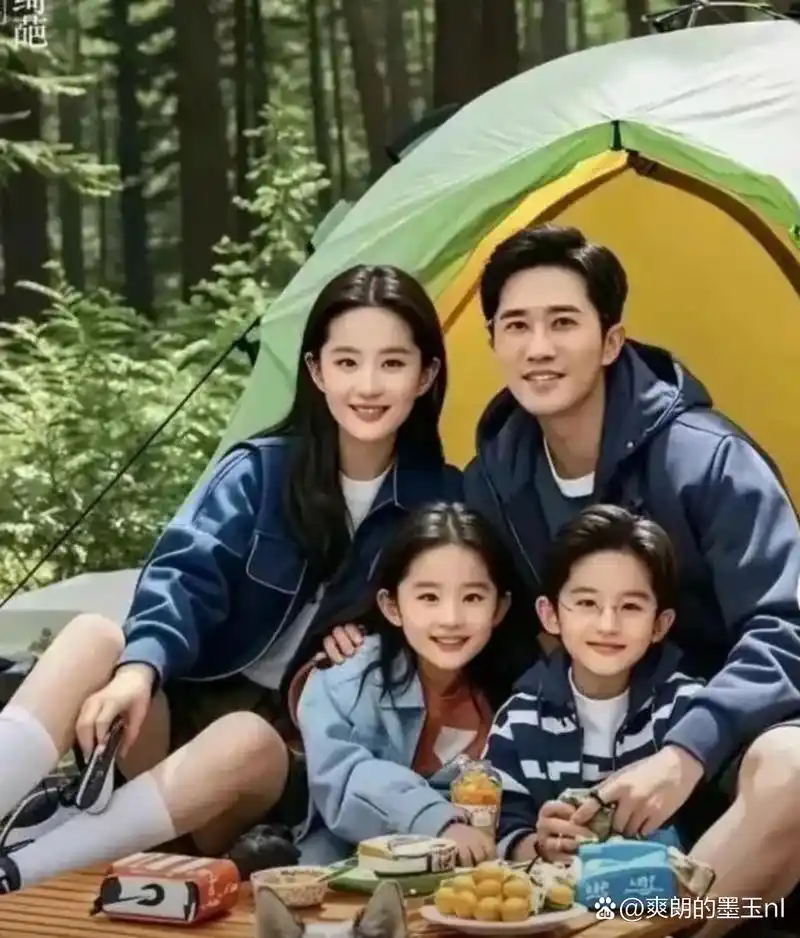 刘亦菲与宋承宪,这对璧人携家眷于野外露营,尽享大自然风光,一家四口