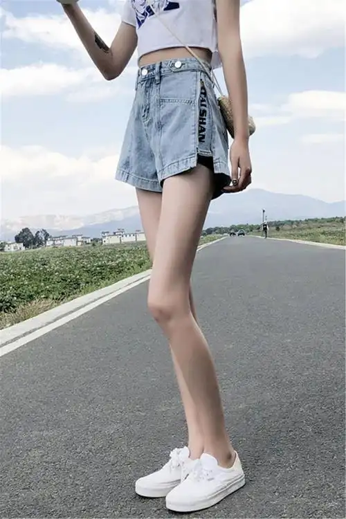 新款牛仔短裤女