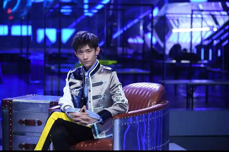 这就是铁甲今日开播张一山坚定选择获最强队友