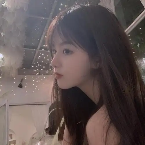 相关标签 微信美女漂亮气质 内容简介 简单耐看超气质女生头像两张一