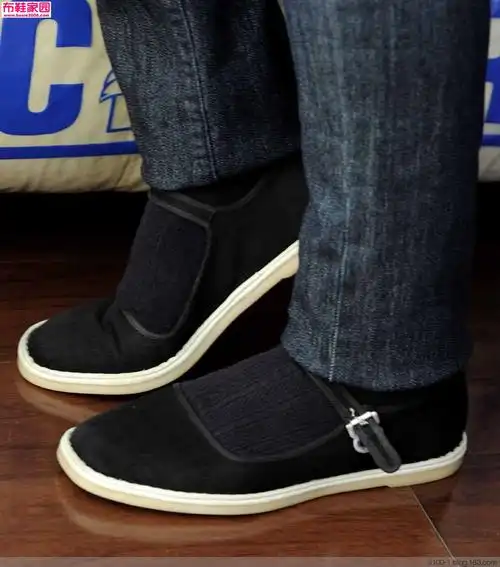 【布鞋情怀】布鞋美腿诱惑同样给力(一带式白边布鞋)(145p)