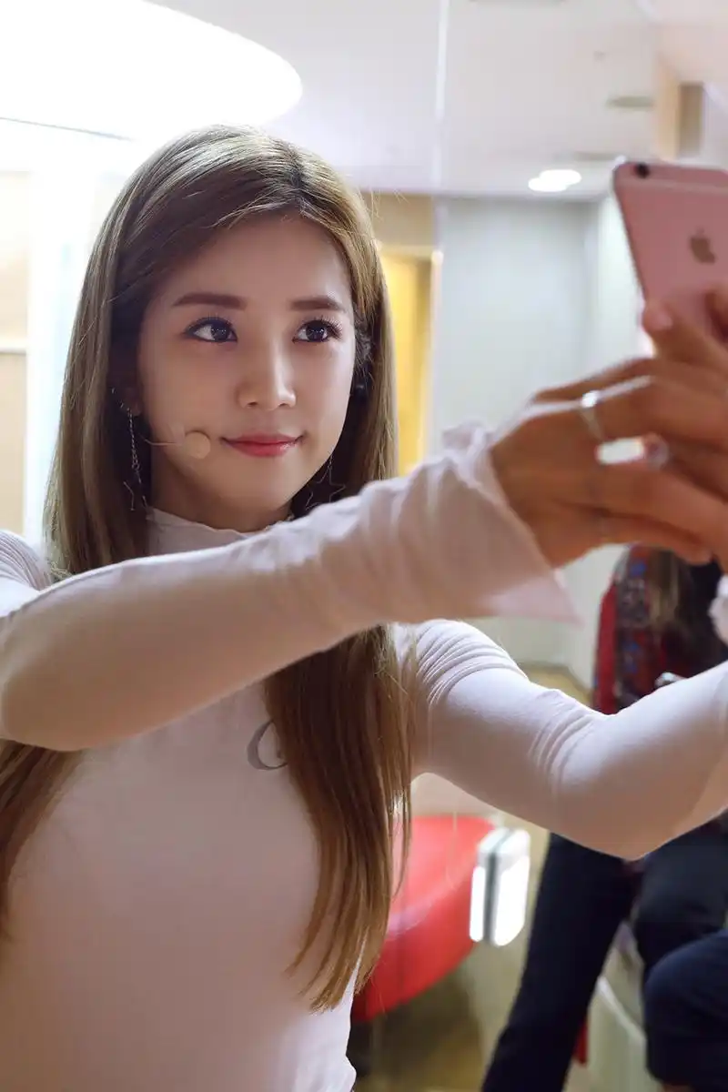 「朴初珑」高清壁纸