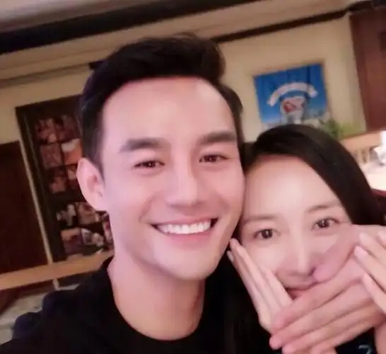 不拍戏就"消失",如今41岁的王凯,已经走上男演员的另一条大路