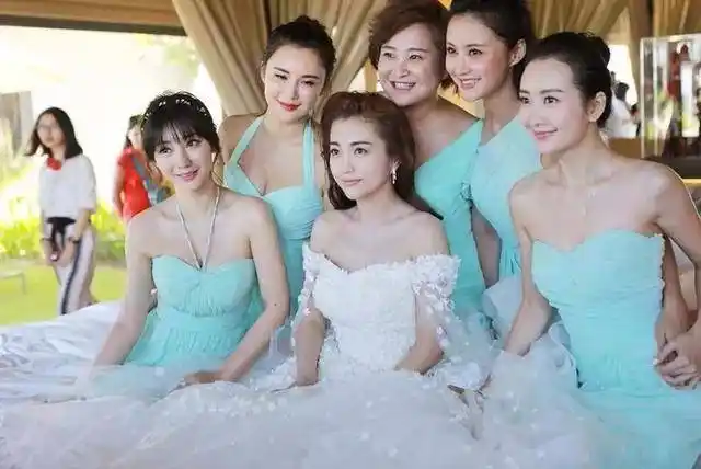 包贝尔同时交7个女友因柳岩被谩骂被嘲烂片之王真惨