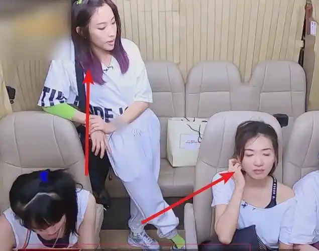 浪姐万茜的舞台比喻过于人间清醒李斯丹妮却觉得太沉重