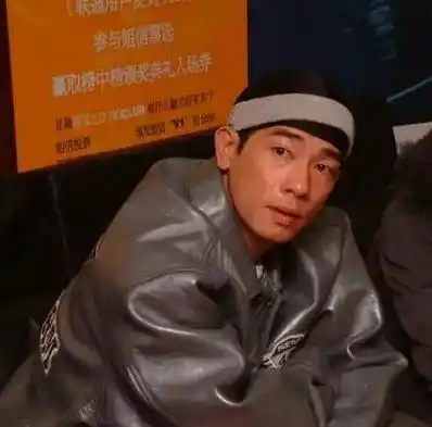 陈小春:伴舞多年,演"古惑仔"走红_香港_组合_父母