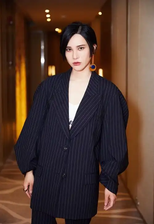 尚雯婕图片 尚雯婕2018上海时装周图片