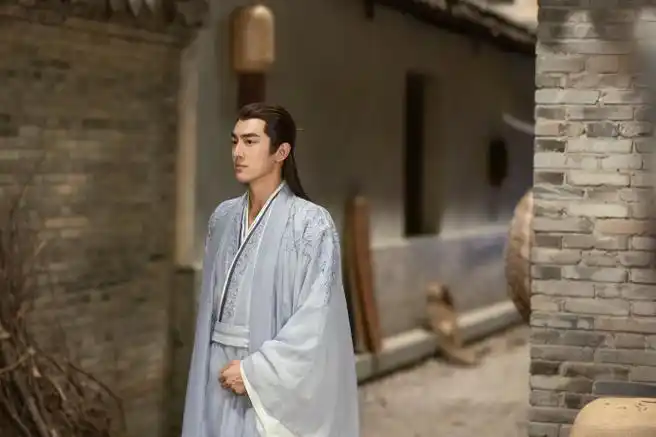 林更新行止##林更新 与凤行