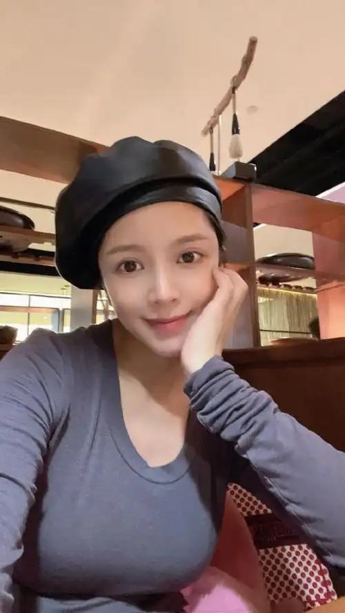 杜淳老婆王灿晒老公视角孕照,手捧孕肚母爱满满-芒果tv专栏