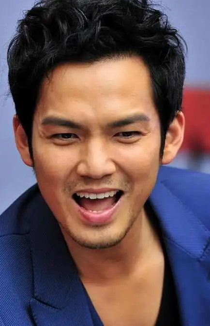 45岁钟汉良近况曝光,以初学者水平参加街舞节目,网友 还能看吗