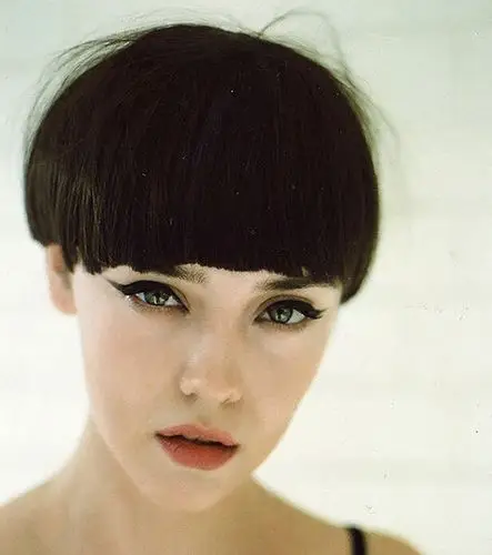 最流行好看的女生齐刘海短发