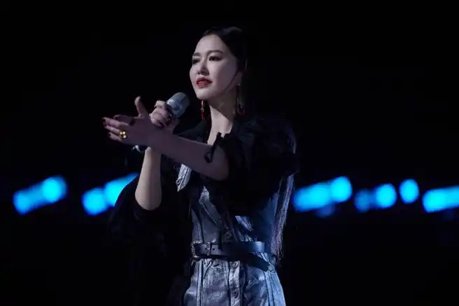 期待一波维维姐最近给逆水寒唱的流派推广曲《沧澜》,感觉会和维维姐