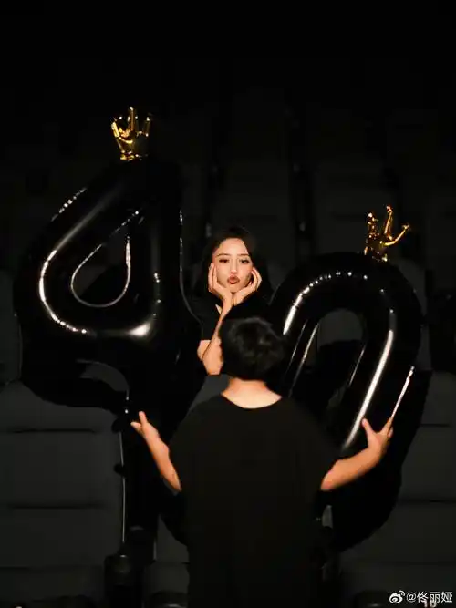 佟丽娅40岁生日,状态也太好了吧,而且还晒出儿子背影照互动_风暴_电影