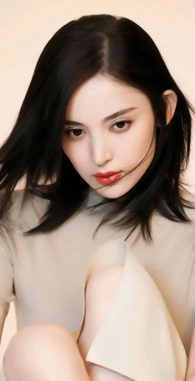 古力娜扎性感高清写真美图,美人如玉,绝色难求