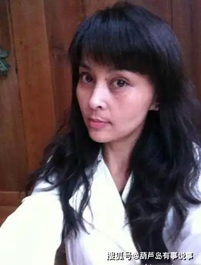 原创老戏骨黄志忠近况他与大三岁的何音相爱13年后为何离婚