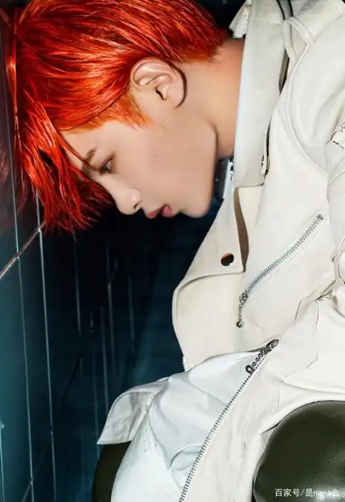 justin黄明昊奶萌酷帅侧颜大合集